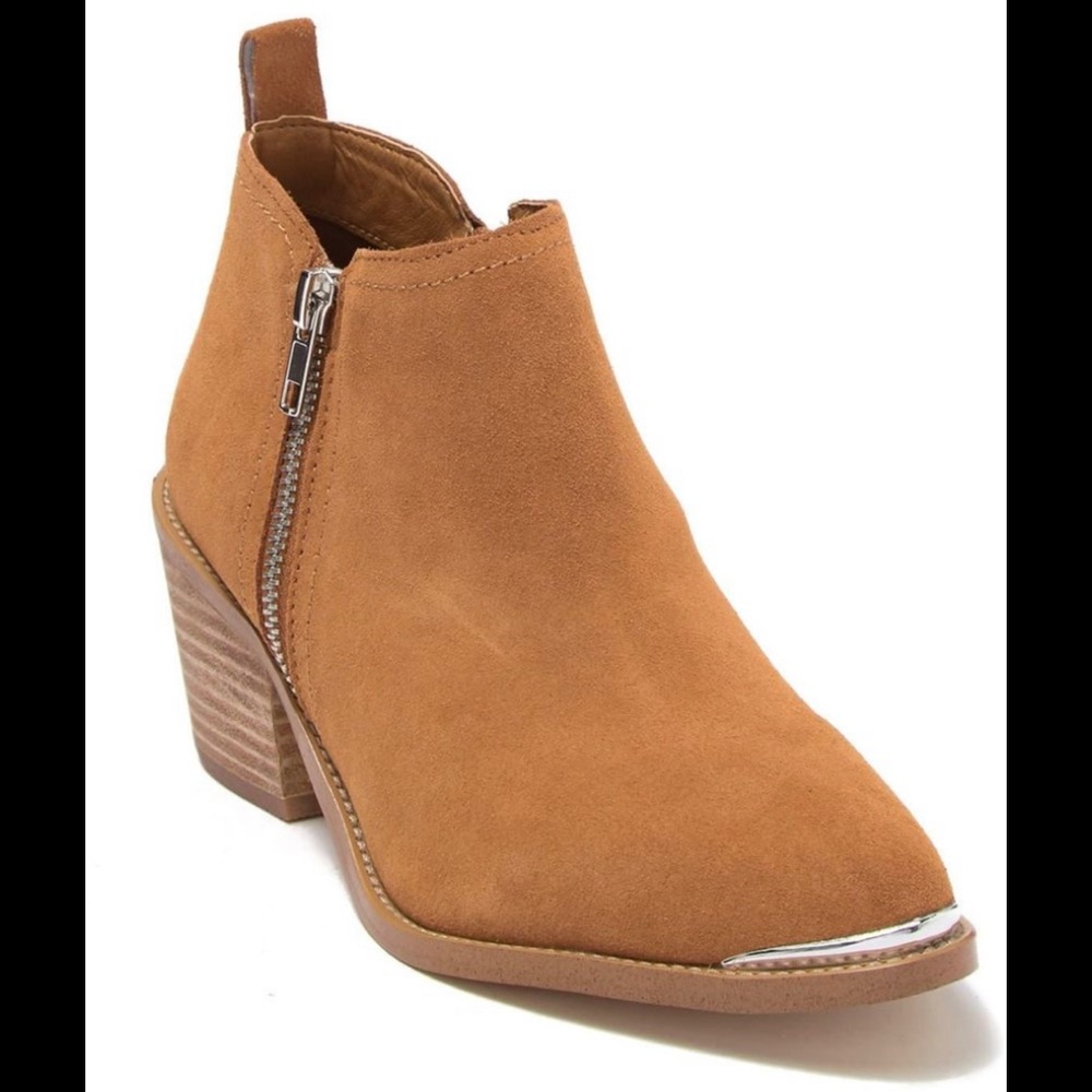 NWOB Dolce Vita Oaxana Suede Booties SZ 8.5